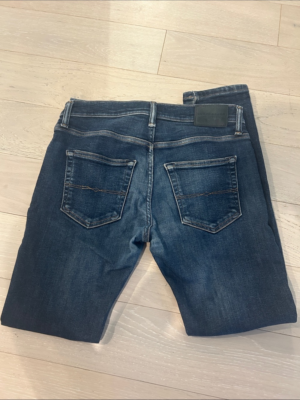 Lucky Brand Men's Dark Indigo 28x30 - Picture 4 of 4